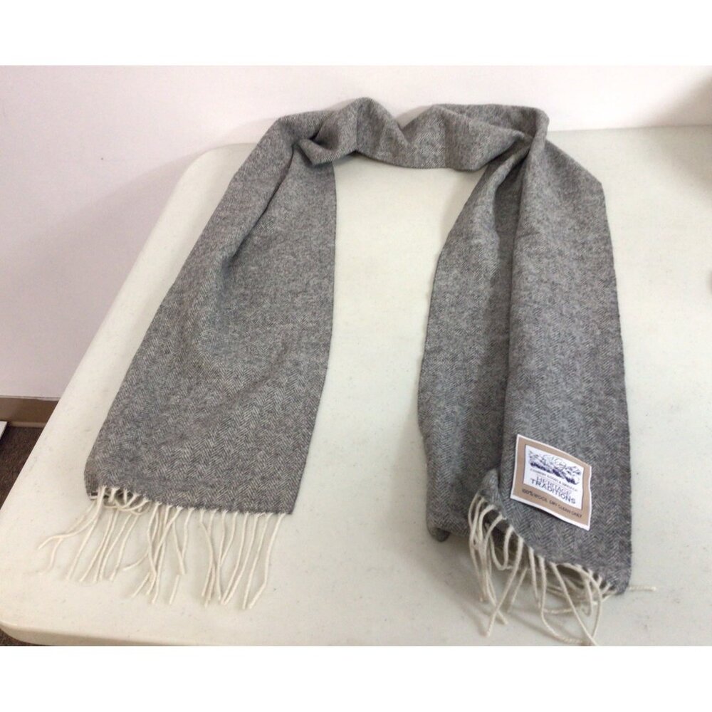 Heritage Traditions Gray Wool Scarf Mens One Size